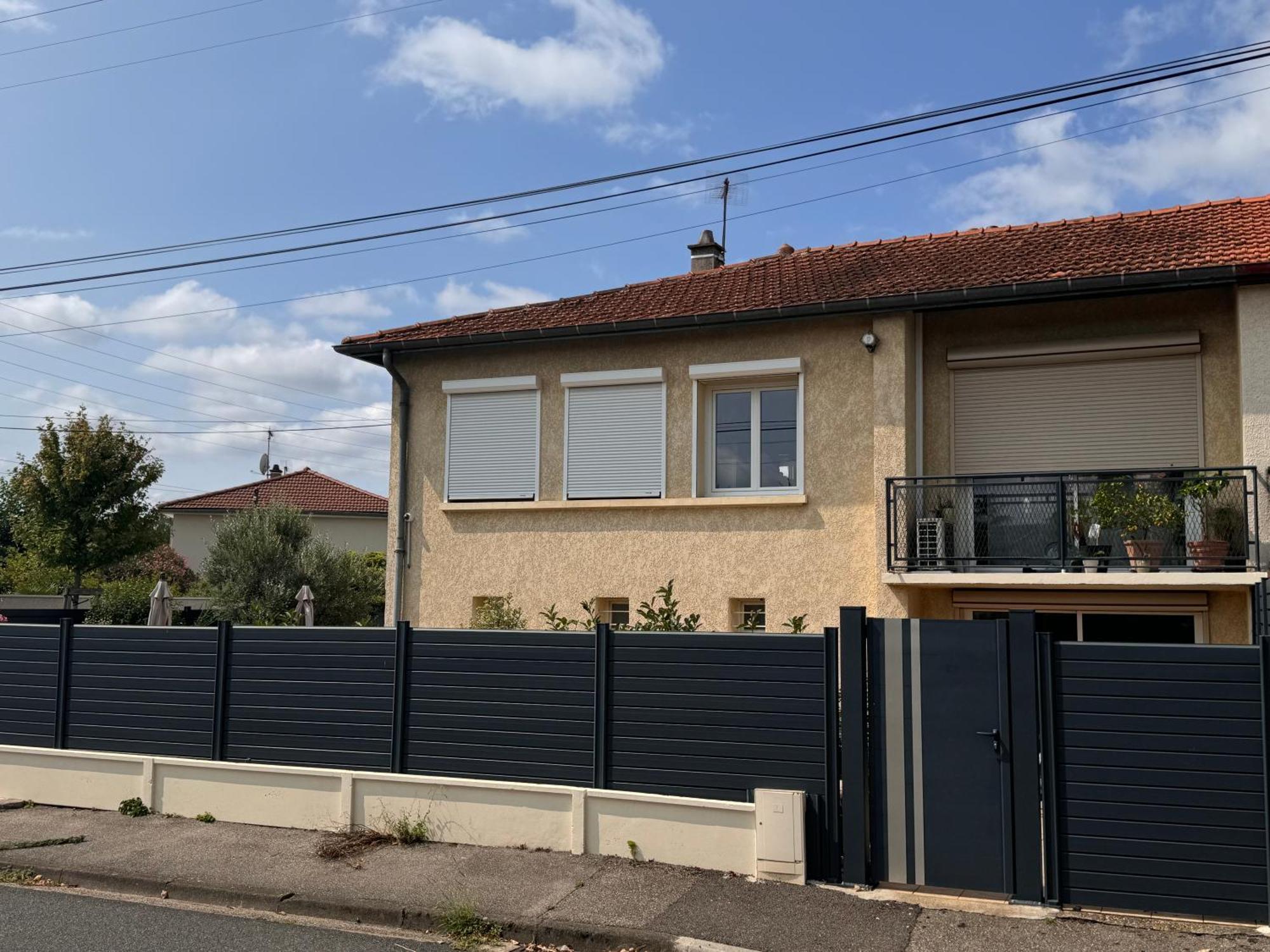 Au Calme Dans Maison En Rez De Jardin A 2,2 Kms Du Groupama Stadium Et Salle Ldlc Arena Meyzieu Exterior foto